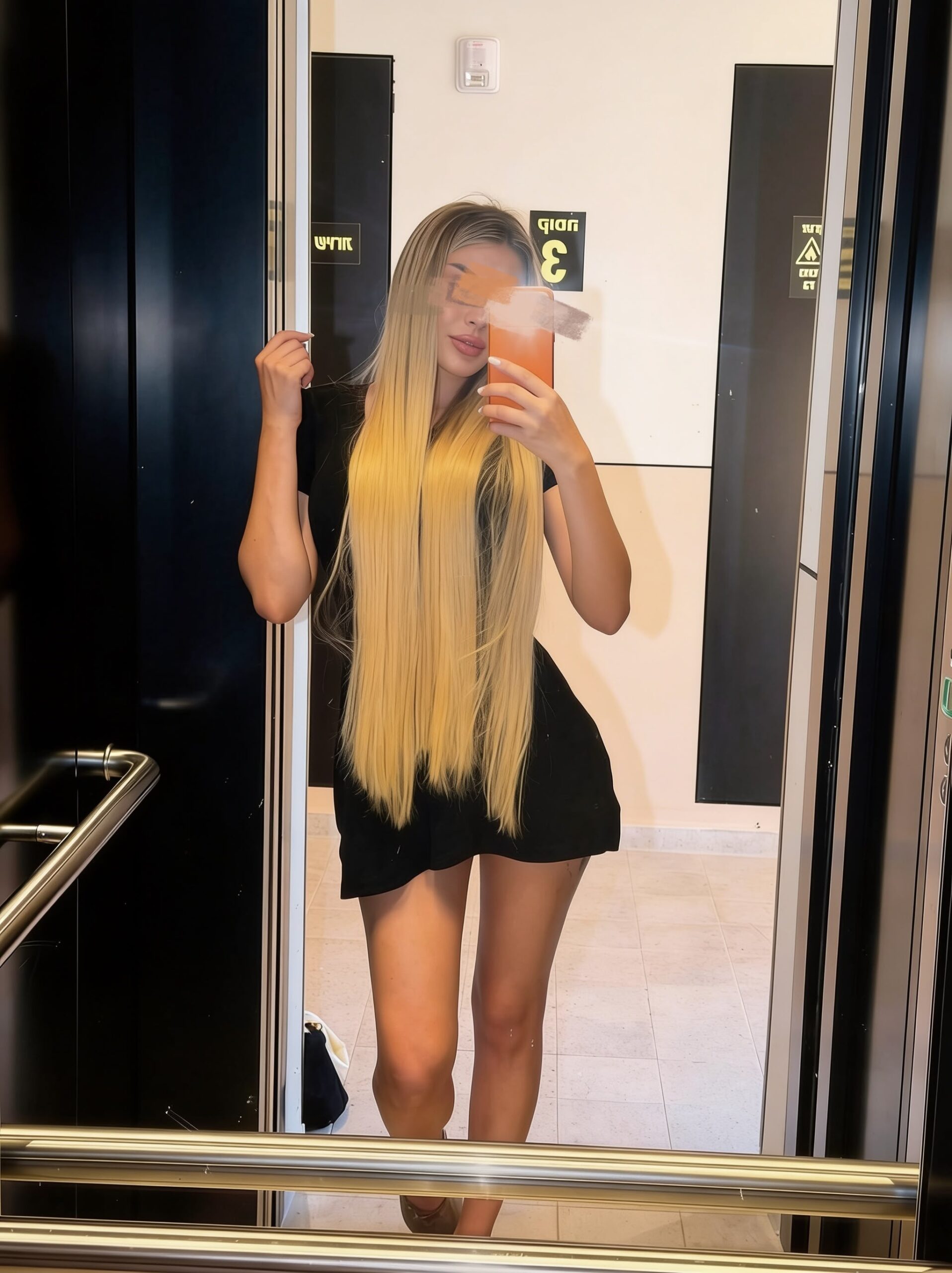 בחורה מחול – תל אביב