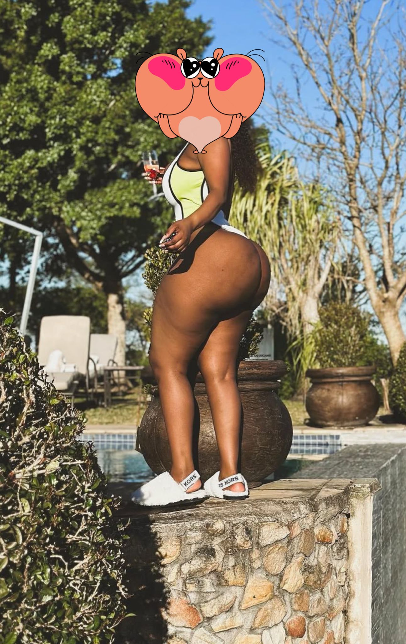 גני 35 תיירת מאפריקאית תל אביב