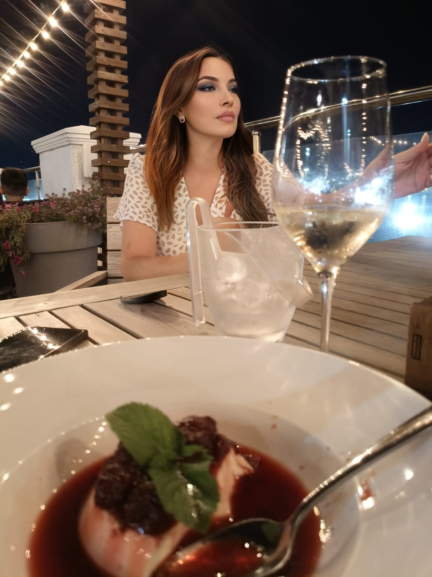 לילי חדשה – כוסית נשית בת 29 בתל אביב